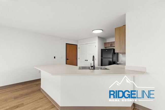 Building Photo - 2501 8th Ave N