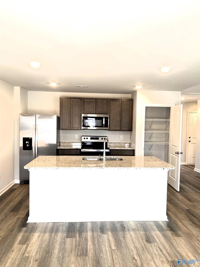 Building Photo - 205 Chubbs Ln