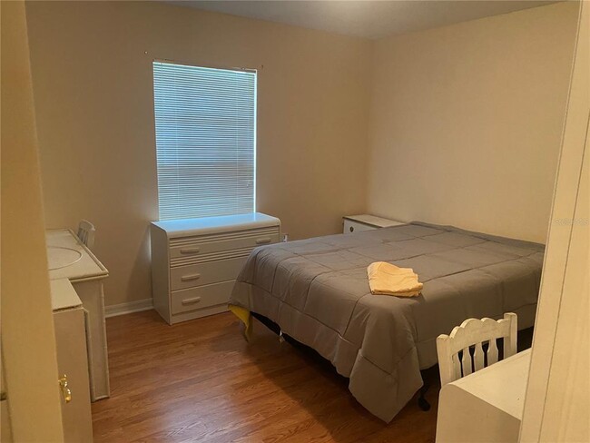 Building Photo - 10422 Moshie Ln