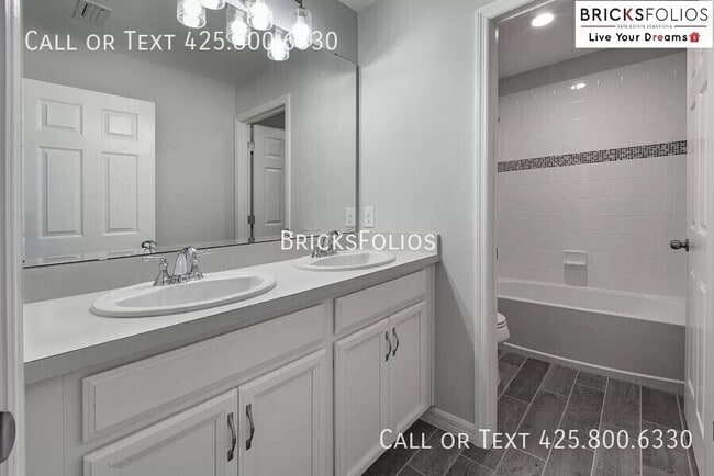 Building Photo - 14508 Crestavista Ave