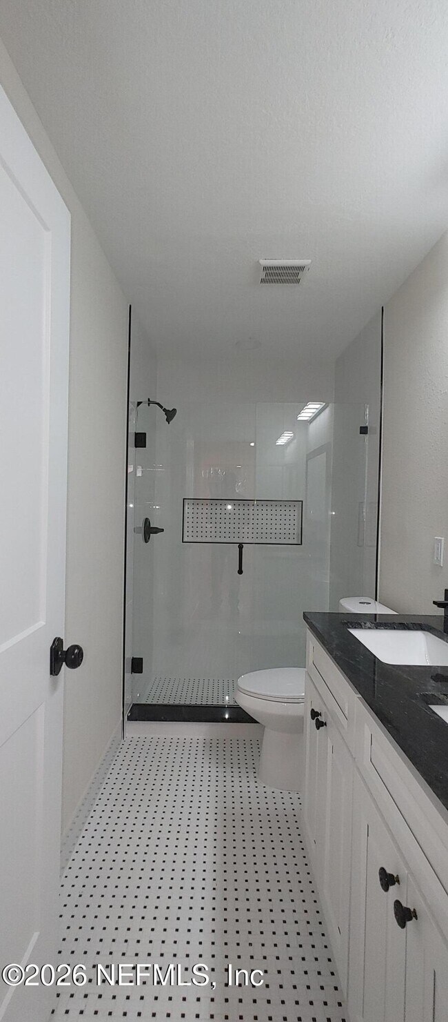 Building Photo - 2149 St Johns Ave