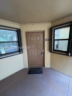 Building Photo - 15535 Miami Lakeway N