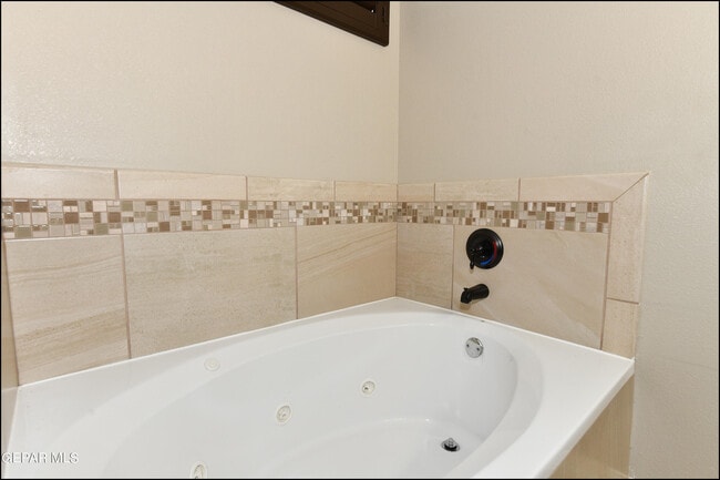 Building Photo - 3136 Red Maple