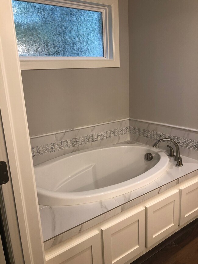 Building Photo - New Construction In Midtown, Built In 2019!
