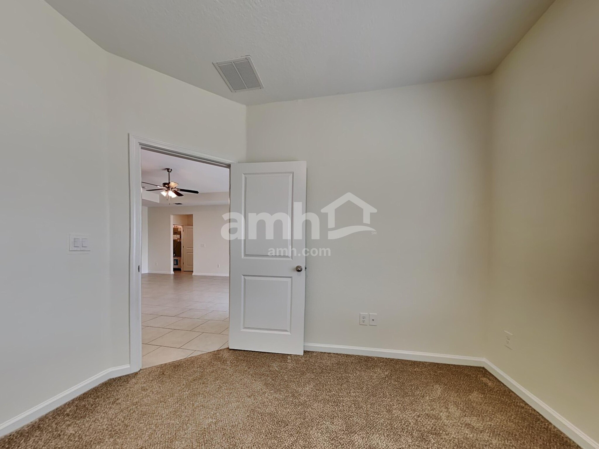 Building Photo - 244 Deerfield Forest Dr