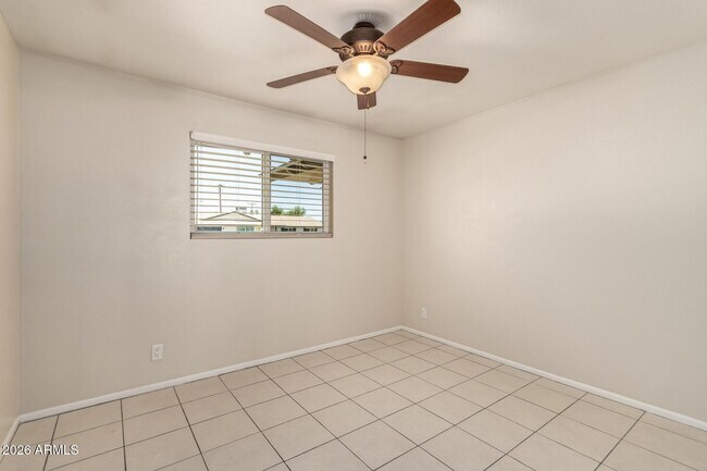 Building Photo - 1887 E Palmcroft Dr