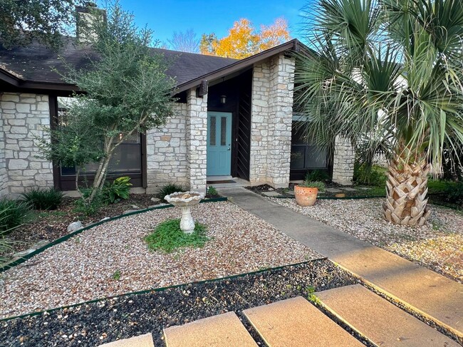 Building Photo - 2905 Goldbridge Dr