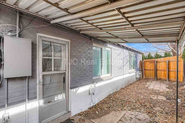 Building Photo - WAIVED APPLICATION FEES