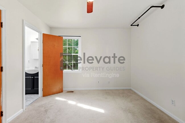 Building Photo - 15709 Gary Ave