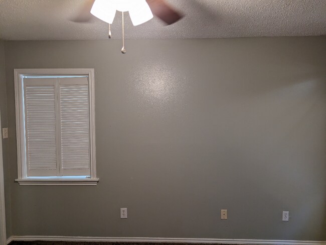 Building Photo - 4100 North St