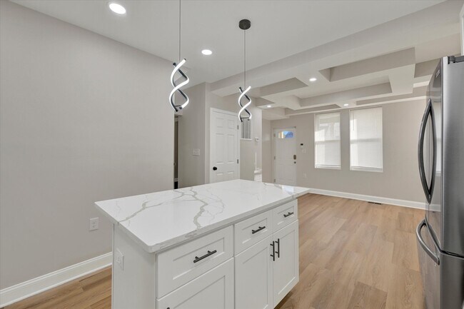 Building Photo - 3805 Penhurst Ave