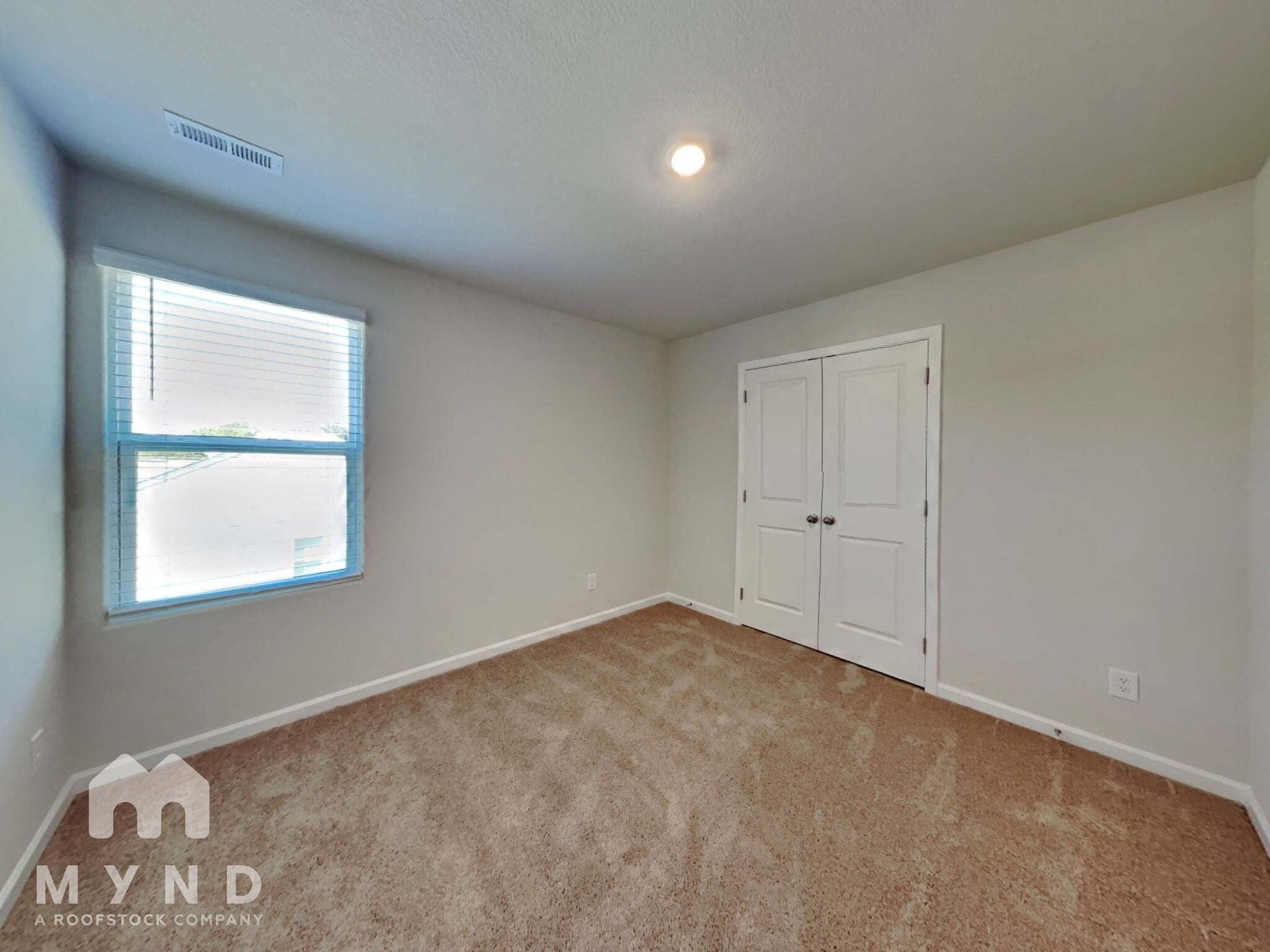 Building Photo - 330 Ivy Bank Dr