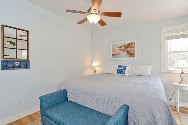 Building Photo - WINTER RENTAL: Two Beaches Cottage