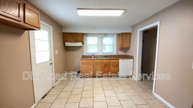Building Photo - 4008 Jewell Ave
