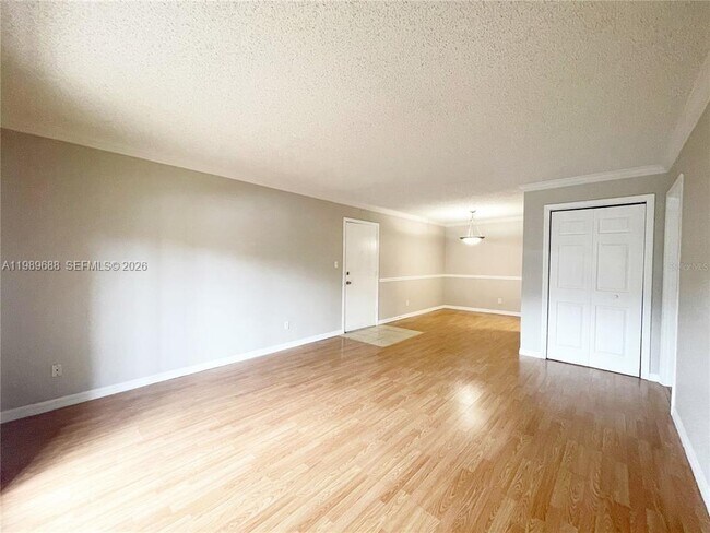 Building Photo - 395 Wymore Rd