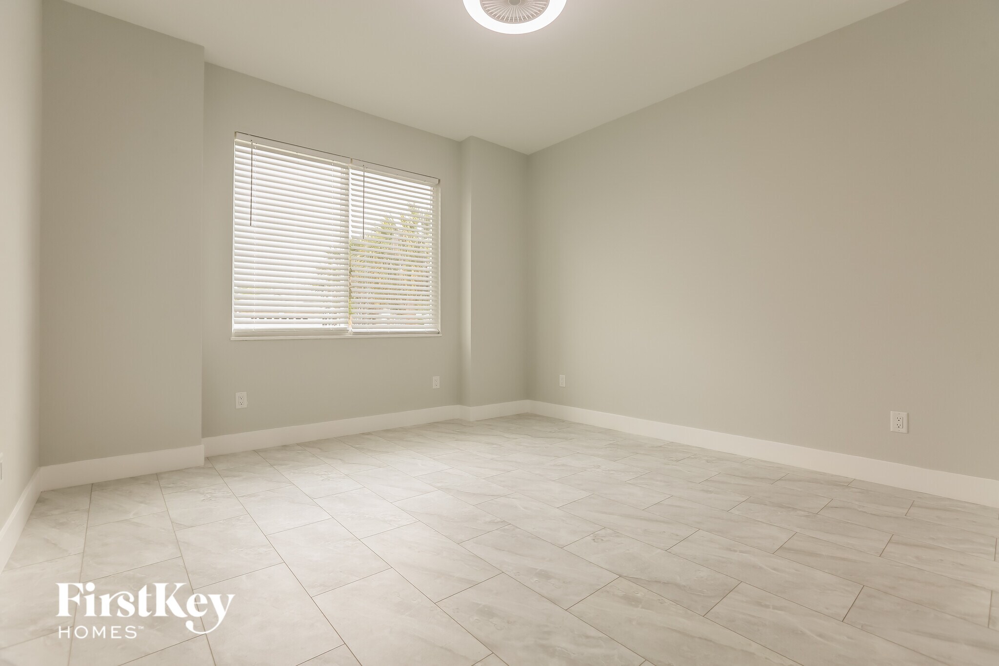 Building Photo - 4391 Cuthbert Ave