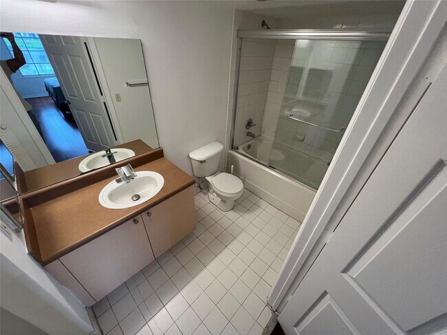 Building Photo - 4101 San Marino Blvd