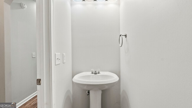 Building Photo - 553 Ridge View Crossing