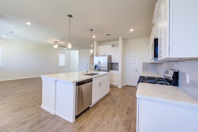 Building Photo - 21707 Cypress Trellis Dr