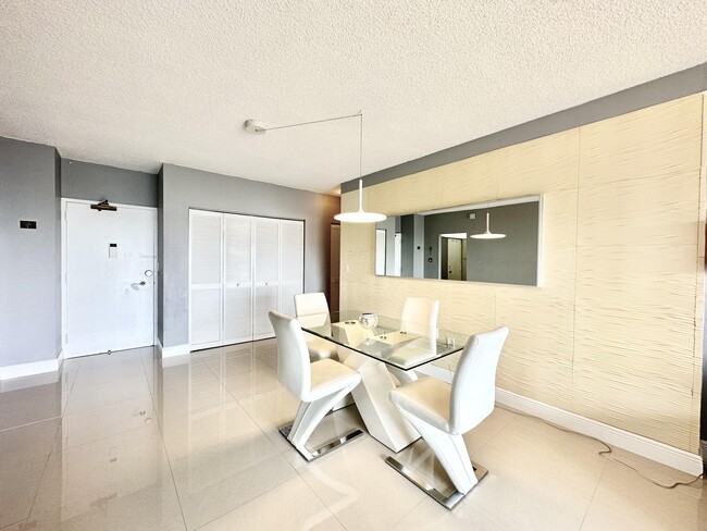 Building Photo - 1985 S Ocean Dr