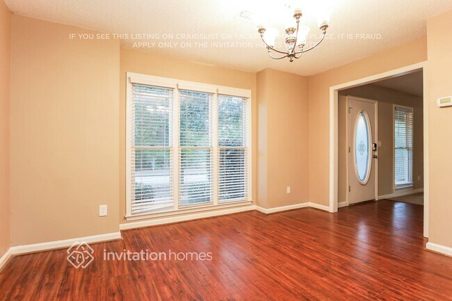 Building Photo - 188 Crown Forest Dr