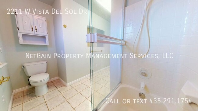 Building Photo - 2211 W Vista Del Sol Dr