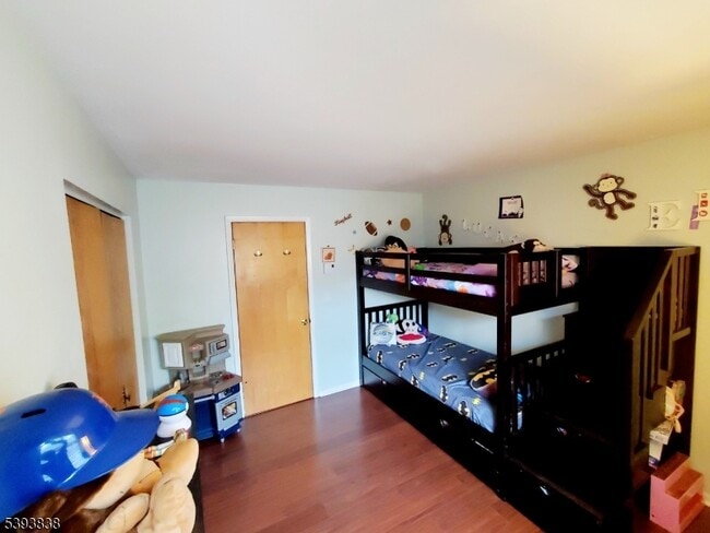 Building Photo - 710 Mill St