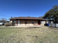 Building Photo - 203 E Avenue A