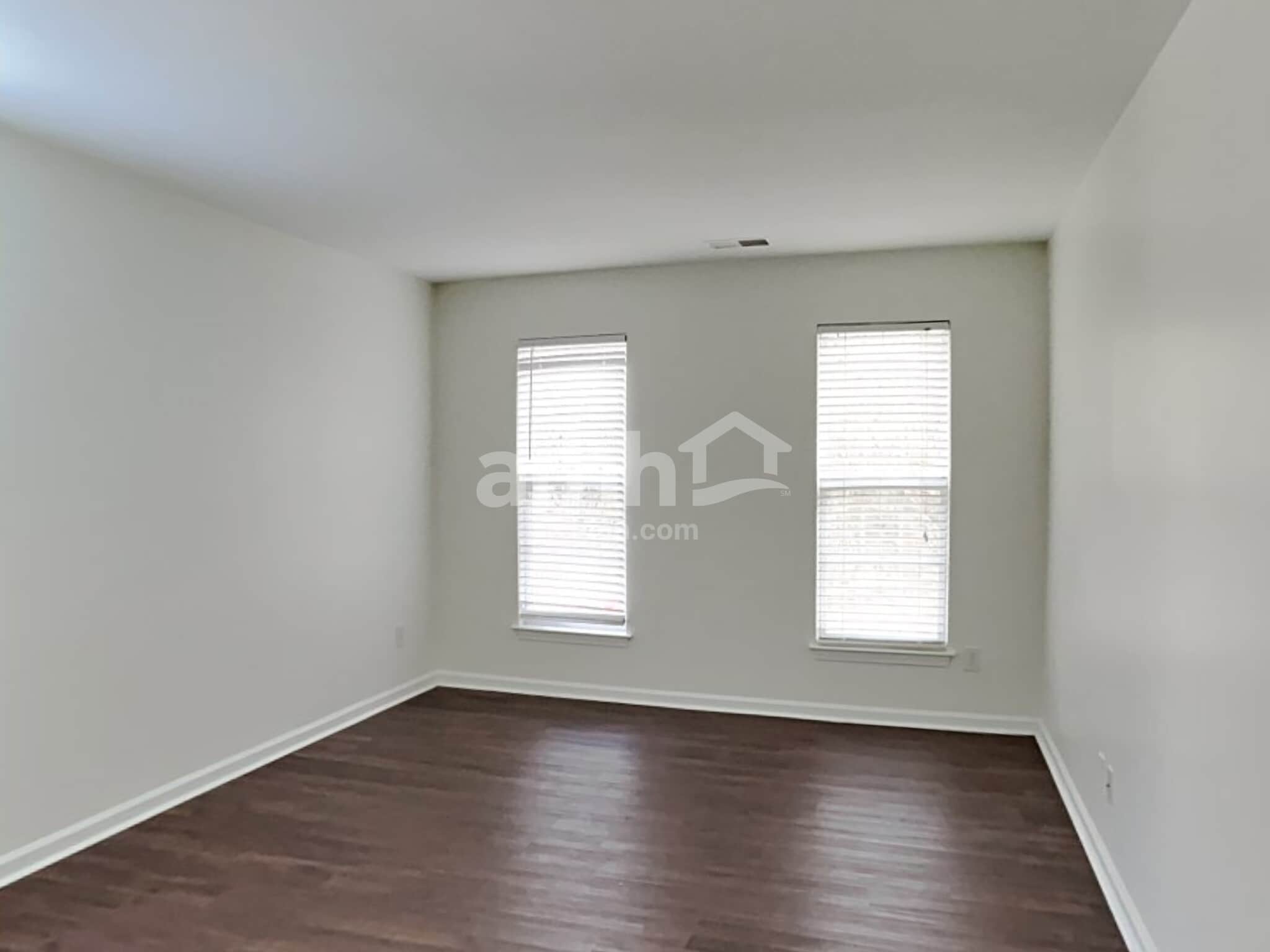 Building Photo - 139 Northland Ave