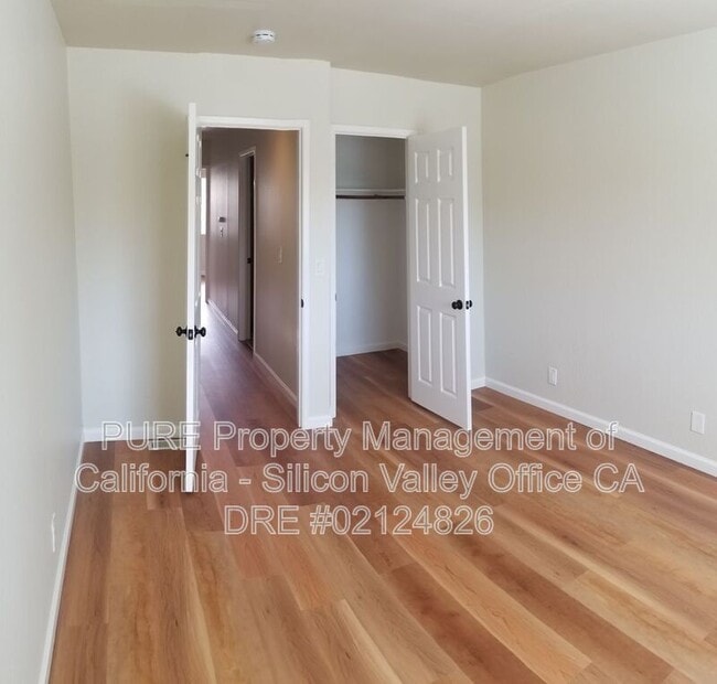 Building Photo - 5485 Soquel Dr
