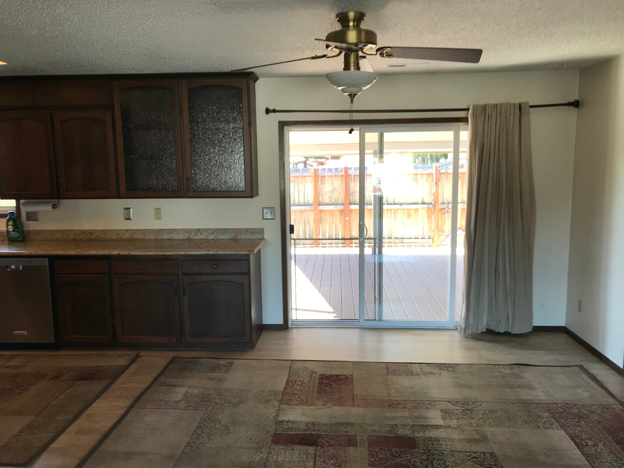 Building Photo - 2004 Kelso Ave