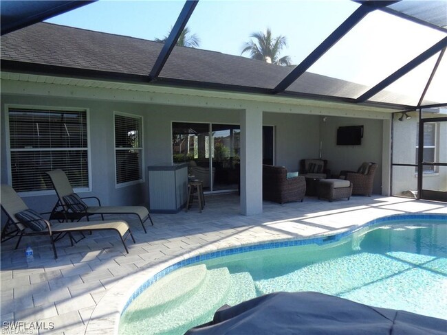Building Photo - 2127 SW 52nd Ln
