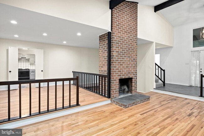 Building Photo - 11150 Wood Elves Way