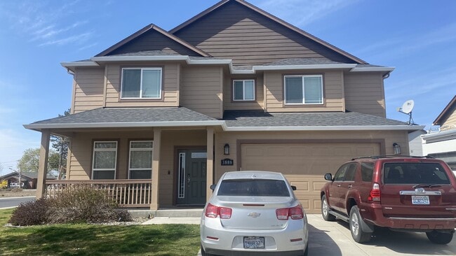 Primary Photo - 3808 Lakeport Ln
