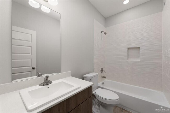 Building Photo - 1510 Unity Dr