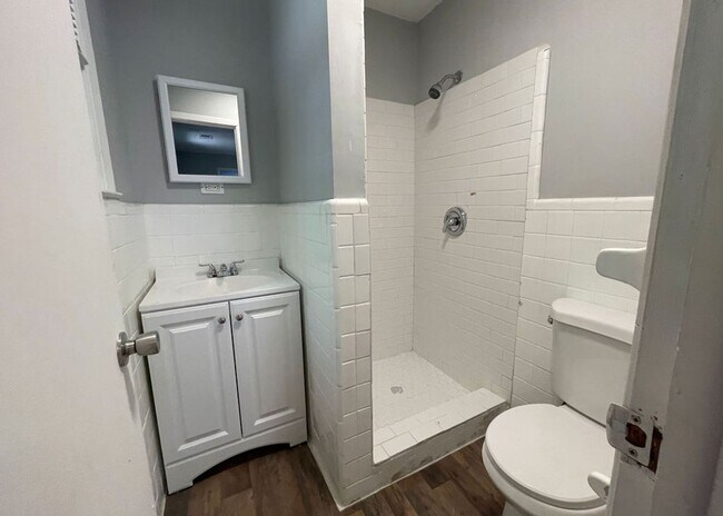 Building Photo - Available now. Totally remodeled 3 BR/2 BA...