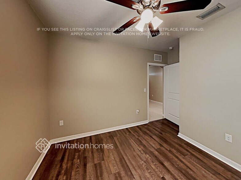 Building Photo - 14931 Flowing Gold Dr