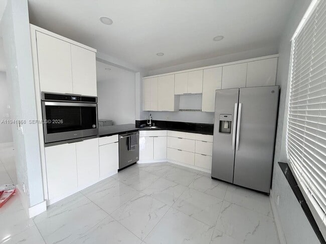 Building Photo - 119 SW 168th Terrace