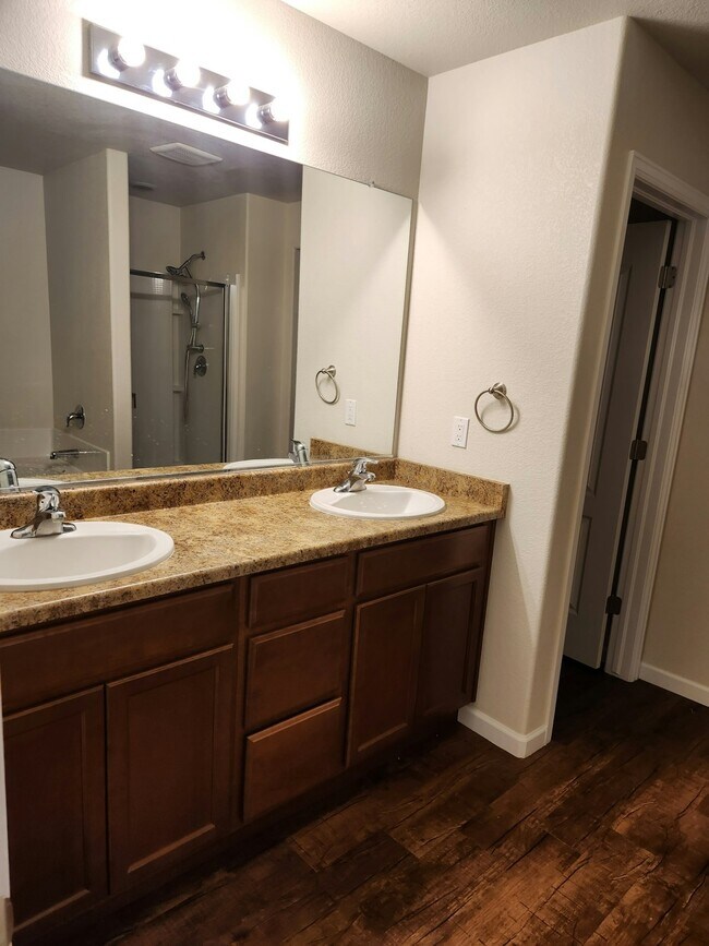 Building Photo - 10163 Seawolf Dr