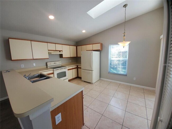 Building Photo - 3037 Barrymore Ct