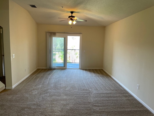 Building Photo - 6584 Swissco Dr