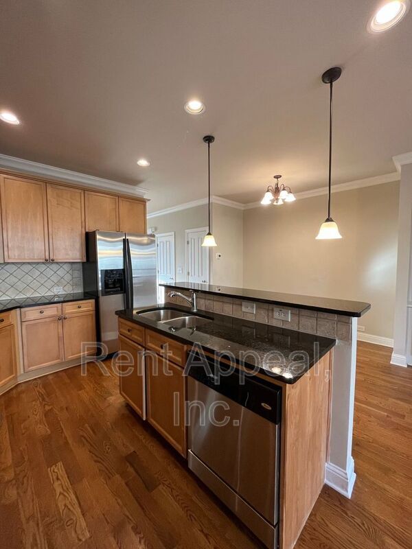 Building Photo - 4863 Carre Way