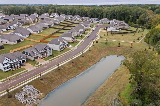 Building Photo - 531 Laurel Pk Dr