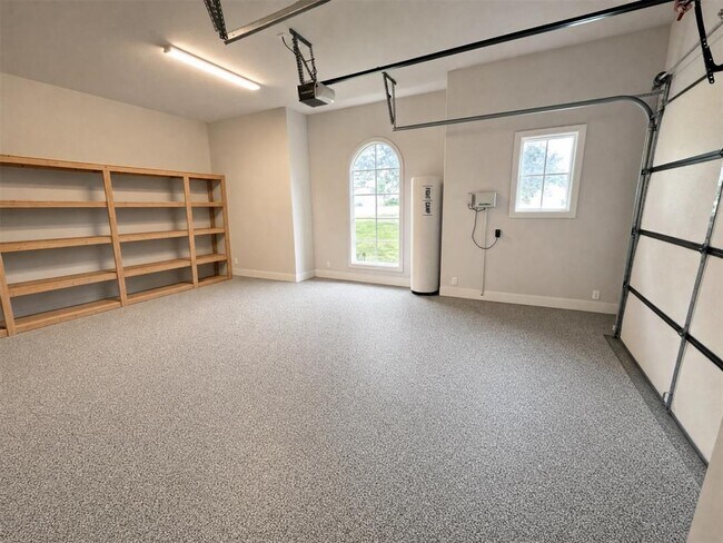 Building Photo - 505 Flint Ridge Trail