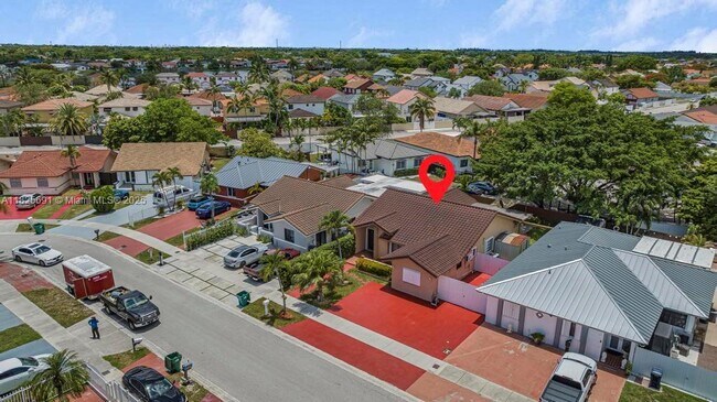 Building Photo - 5850 SW 149th Ave