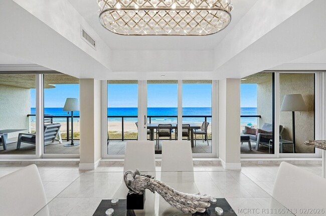 Building Photo - 2727 S Ocean Blvd