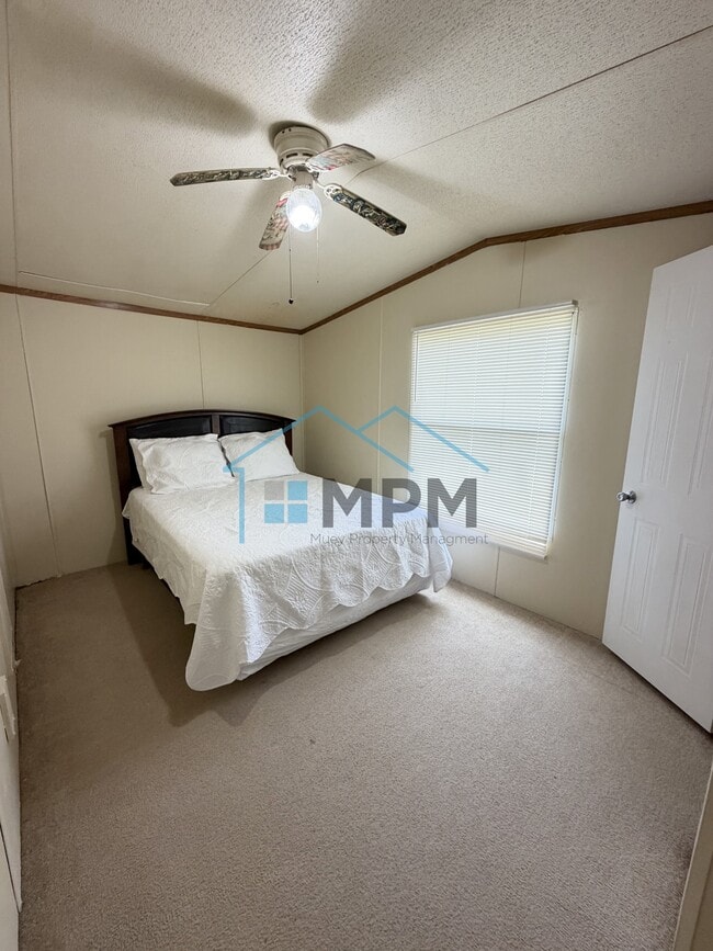 Building Photo - 412 Balboa Dr