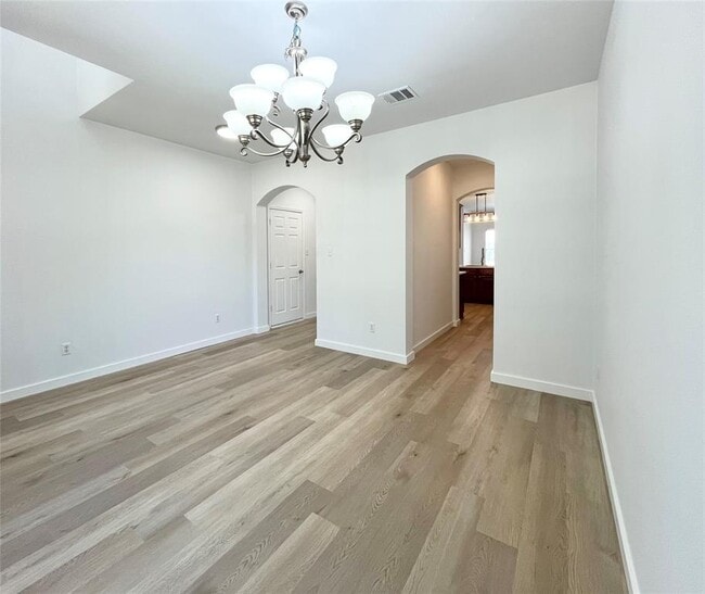 Building Photo - 282 Black Cap Run