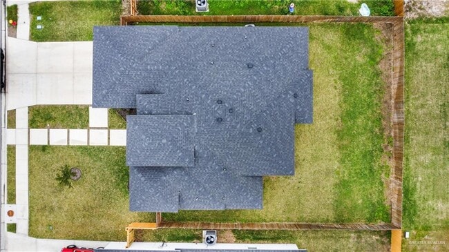 Building Photo - 3100 E Zinnia Ave