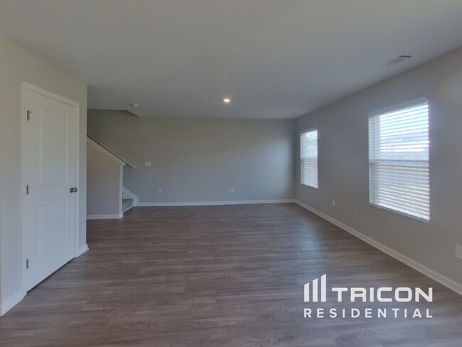 Building Photo - 531 Bella Casa Run